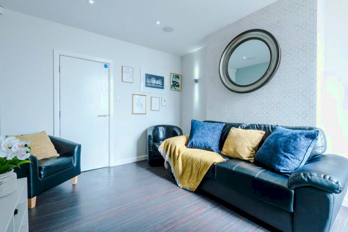 5 Bedroom Terraced House To Rent In Liverpool Road, Newcastle-Under-Lyme, ST5