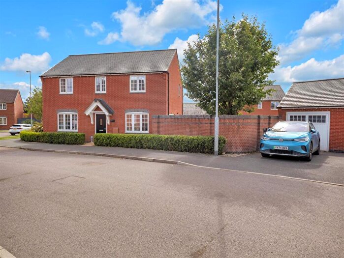 4 Bedroom Detached House For Sale In Mill Hill Wood Way, Ibstock, LE67