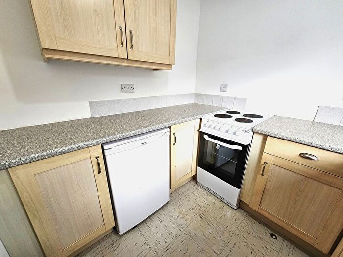 1 Bedroom Flat To Rent In Brindley Close, Wembley, HA0
