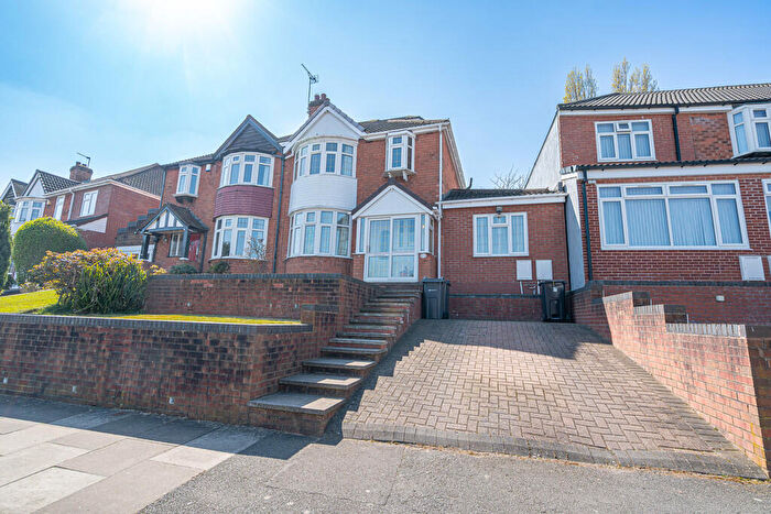 4 Bedroom Semi-Detached House For Sale In Leopold Avenue, Handsworth Wood, B20