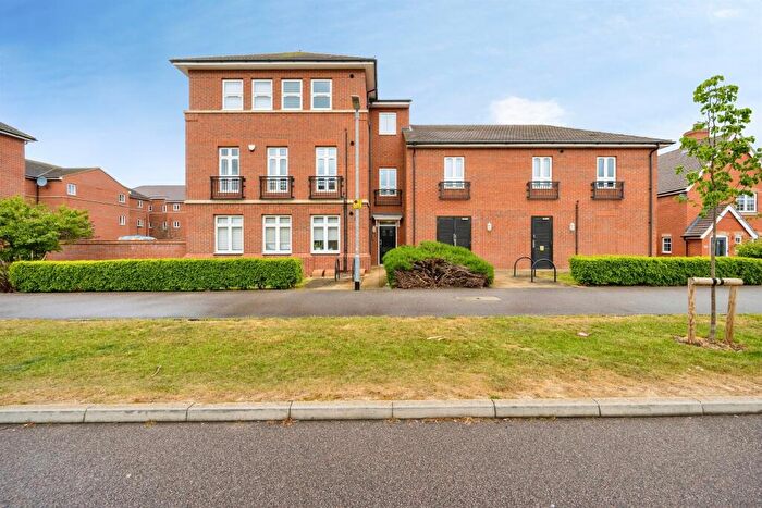 2 Bedroom Apartment For Sale In Beauvais Avenue, Shortstown, Bedford, MK42