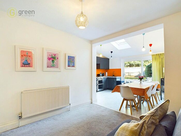 3 Bedroom End Of Terrace House For Sale In Clarendon Road, Four Oaks, B75