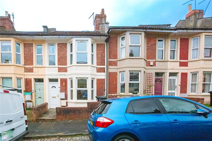 2 Bedroom Flat For Sale In Doone Road, Bristol, Bristol, City Of, BS7