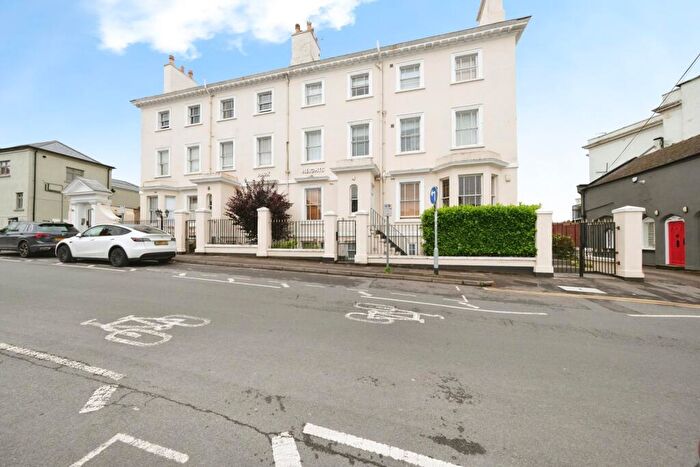 2 Bedroom Flat For Sale In The Ropewalk, Nottingham, Nottinghamshire, NG1