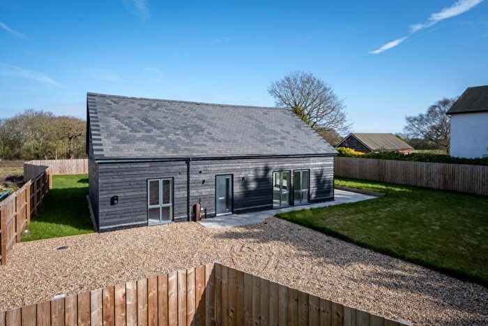 3 Bedroom Barn Conversion For Sale In Thorpe Le Soken, CO16