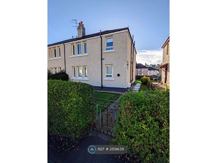 2 Bedroom Flat To Rent In Lochfield Road, Paisley, PA2