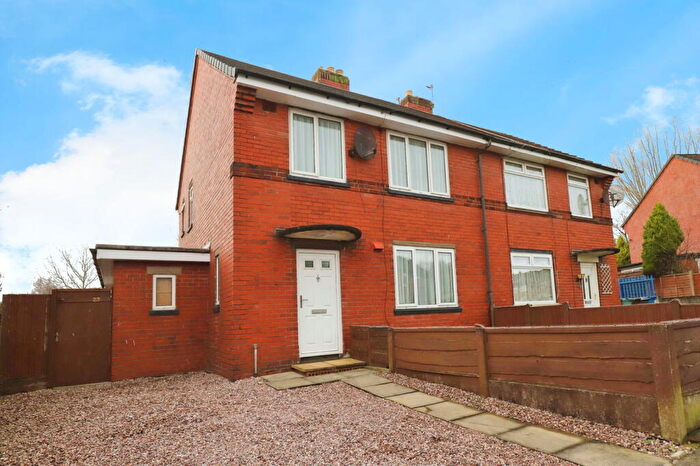 3 Bedroom Semi Detached House For Sale In Fairfield Drive, Bury, BL9