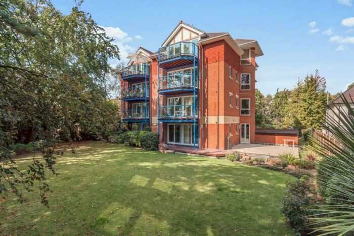 2 Bedroom Flat To Rent In Bournemouth, BH2