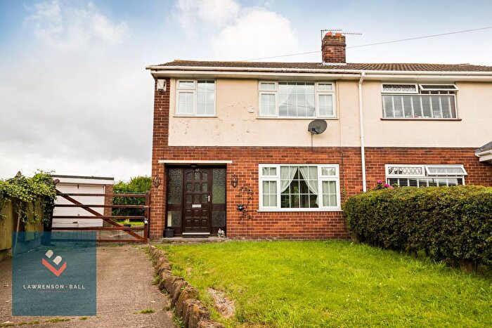 3 Bedroom Semi-Detached House For Sale In Marsh Lane, Ince, CH2
