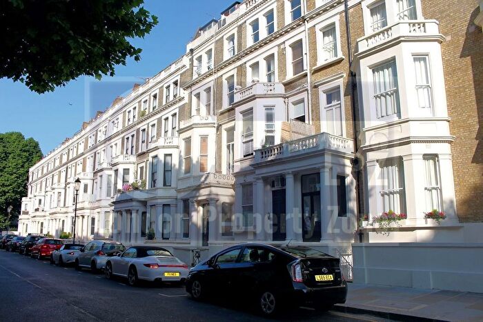 1 Bedroom Flat To Rent In Penywern Road, Earls Court, London, SW5