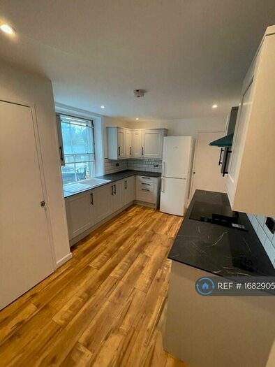 1 Bedroom Flat To Rent In Cheyne Lane, Bampton, OX18