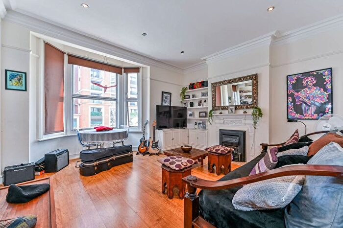 1 Bedroom Flat To Rent In Edgware Road, Lisson Grove, London, W2