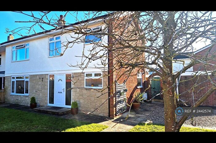 3 Bedroom Semi-Detached House To Rent In Morland Road, Marcham, OX13