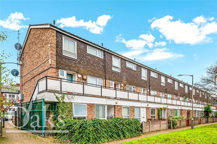 1 Bedroom Flat For Sale In Cunliffe Street, London, SW16