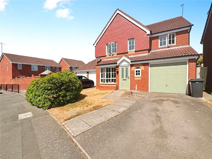 4 Bedroom Detached House For Sale In Corn Meadows, Bedworth, Warwickshire, CV12