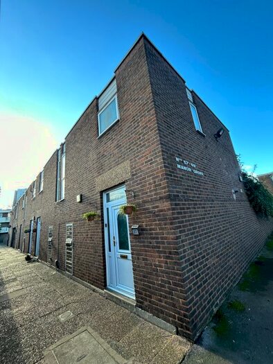 2 Bedroom Terraced House To Rent In Manor Grove, London, SE15