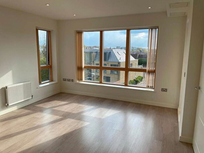 1 Bedroom Flat For Sale In Coles Green Court, Gladstone Park, London, NW2