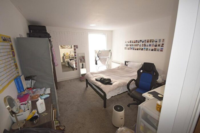 4 Bedroom House To Rent In Stafford Street, Liverpool, L3