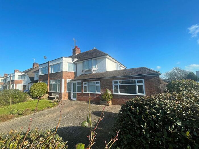 1 Bedroom Flat To Rent In Rosebery Avenue, Goring-By-Sea, Worthing, BN12