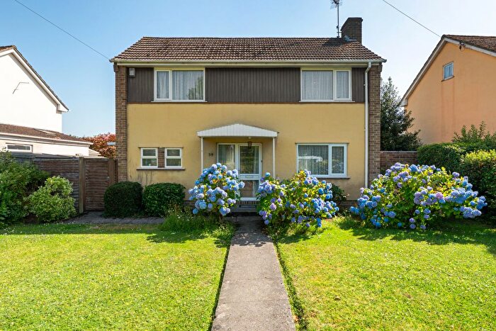 4 Bedroom Detached House For Sale In Wellington Road, Taunton, TA1