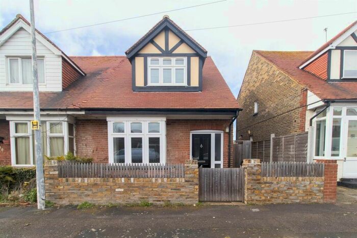 3 Bedroom Semi-Detached House To Rent In Mayville Road, Broadstairs, CT10