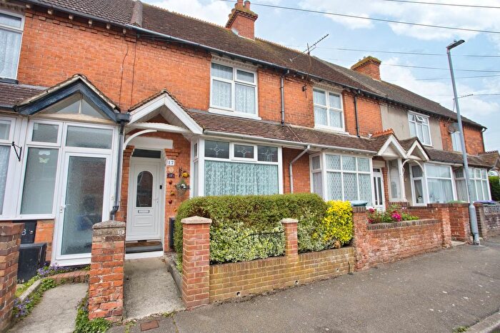 2 Bedroom Terraced House For Sale In Chilham Road, Folkestone, Kent, CT19