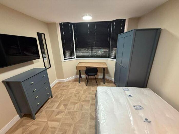 1 Bedroom Apartment To Rent In Room, St. Helens Road, Leamington Spa, CV31