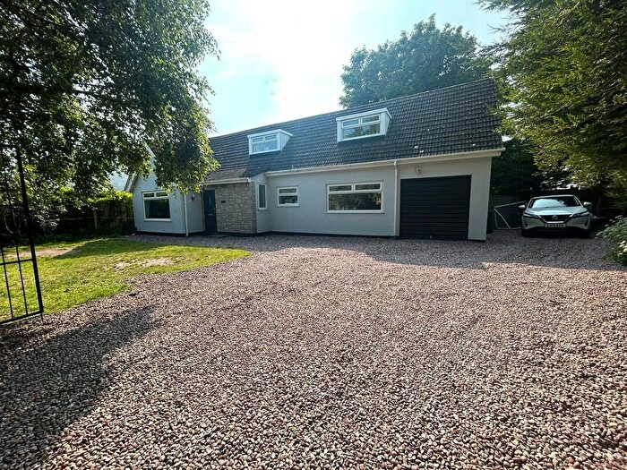 4 Bedroom Detached House For Sale In Liverpool Road, Neston, Cheshire, CH64