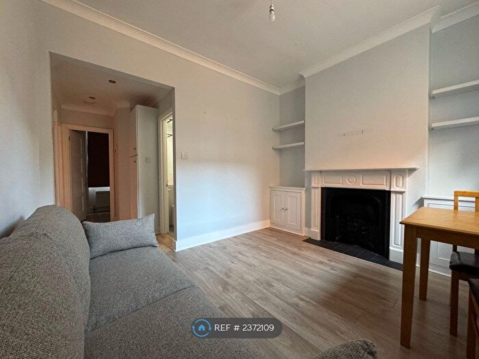 1 Bedroom Flat To Rent In Stamford Buildings, London, SW8