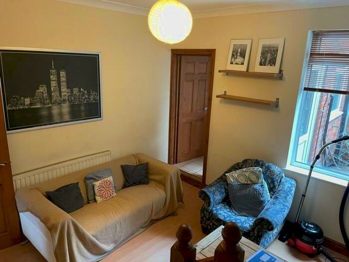 3 Bedroom Terraced House To Rent In Lottie Road, Selly Oak, Birmingham, B29