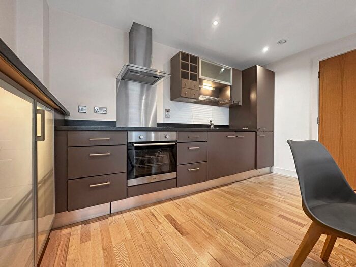 1 Bedroom Flat To Rent In Cartier House, Leeds Dock, LS10