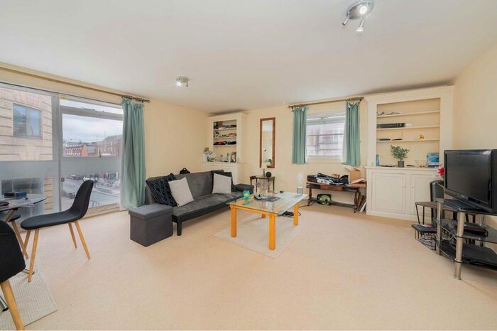 1 Bedroom Flat To Rent In Macbeth Street, London, W6