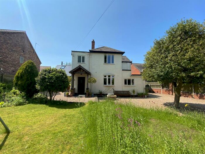 4 Bedroom Cottage For Sale In Main Street, Leire, Lutterworth, LE17