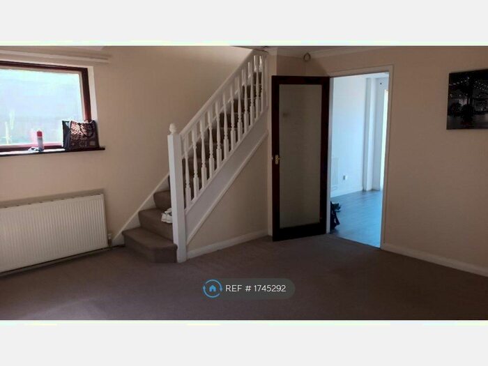 3 Bedroom Terraced House To Rent In Hoe Lane, North Baddesley, Southampton, SO52