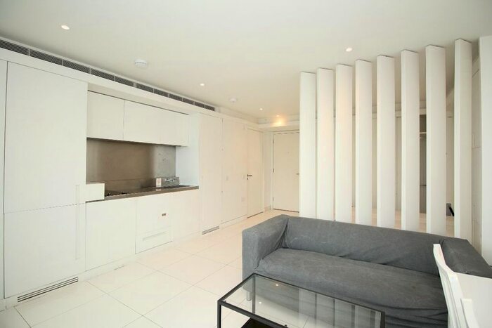 Studio To Rent In Pan Peninsule, East Tower, Canary Wharf, E14