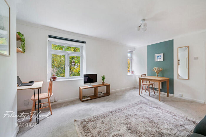 1 Bedroom Apartment For Sale In Lansdowne Lane, London, SE7