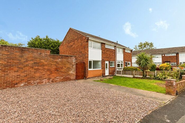 3 Bedroom Semi-Detached House For Sale In Dentith Drive, Chester, Cheshire, CH1