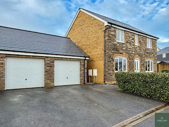 4 Bedroom Detached House For Sale In Fordh Talgarrek, Truro, TR1