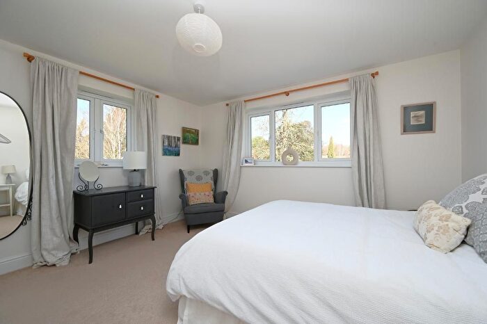 5 Bedroom Detached House For Sale In Little Dale Farm, Colliers Green, Kent, TN17