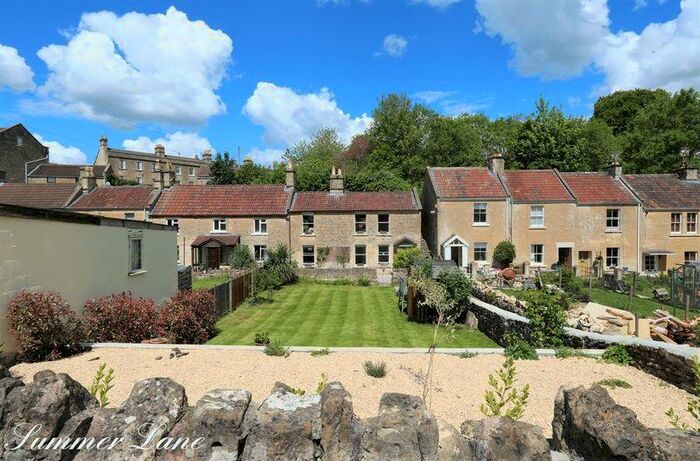 3 Bedroom Cottage To Rent In Quarry Vale, Bath, BA2