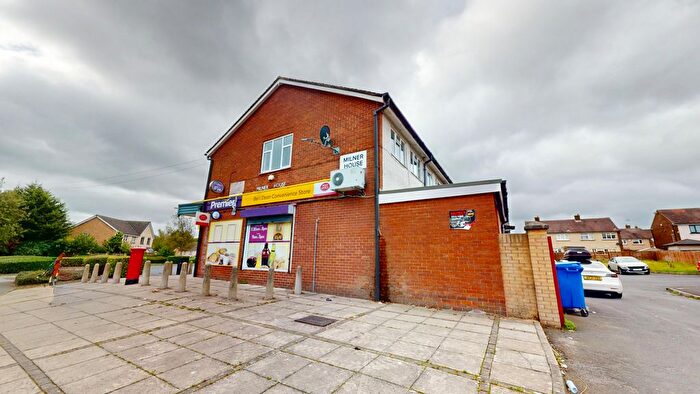 3 Bedroom Flat To Rent In Milner House, Off Greenway Drive, Allerton, BD15