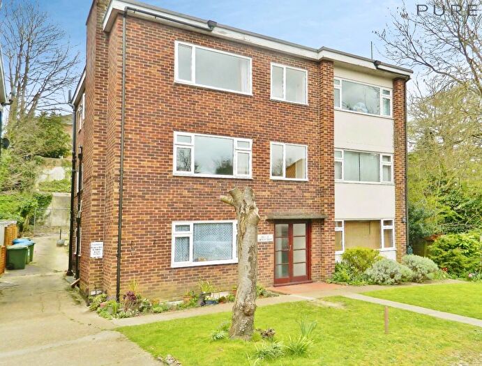 1 Bedroom Apartment For Sale In Portswood, Southampton, SO17