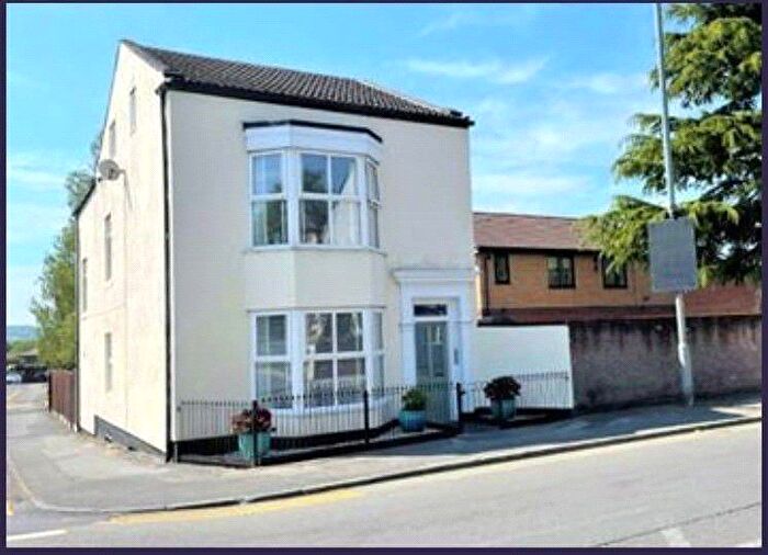 6 Bedroom Detached House To Rent In Talbot Road, Hyde, SK14