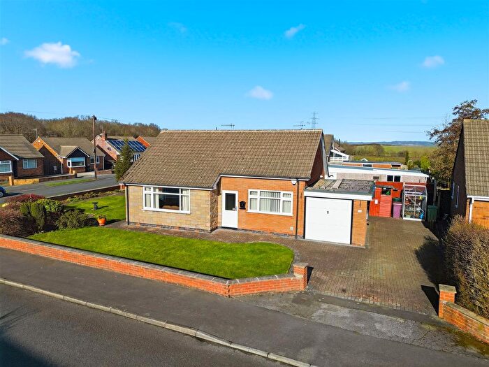 2 Bedroom Detached Bungalow For Sale In Brandene Close, Calow, Chesterfield, S44
