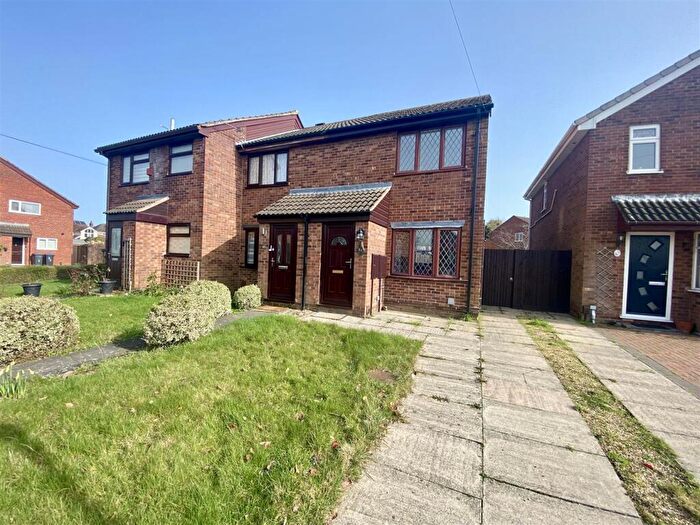 2 Bedroom Town House For Sale In Pyeharps Road, Burbage, LE10