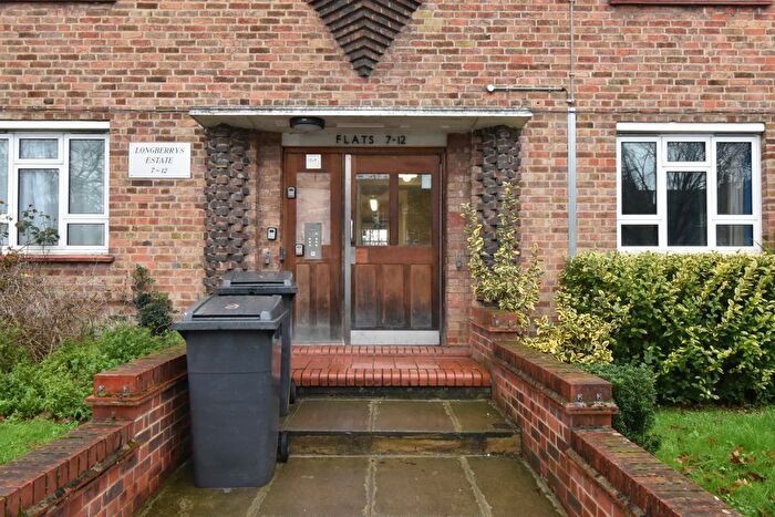 2 Bedroom Flat To Rent In Cricklewood Lane, NW2