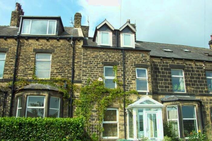 3 Bedroom Terraced House To Rent In Clifton Terrace Ilkley, LS29