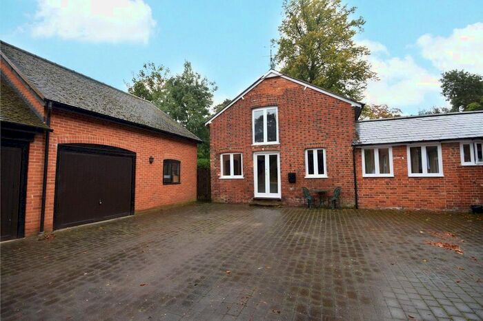 1 Bedroom Detached House To Rent In The Dene, Milley Road, Reading, Berkshire, RG10