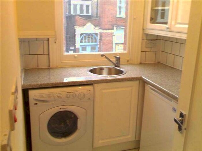 1 Bedroom Flat To Rent In Pennard Road, London, W12