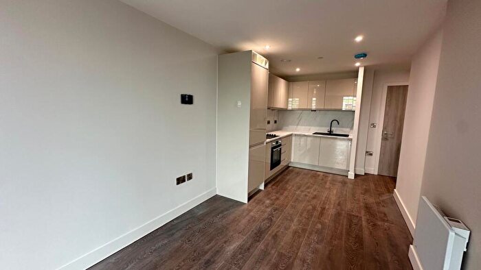 1 Bedroom Apartment For Sale In Triskelion Way, Liverpool, L3